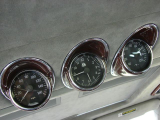 Illustration for article titled Nice Price Or Crack Pipe: 2004 Maybach 57 For $129,900?